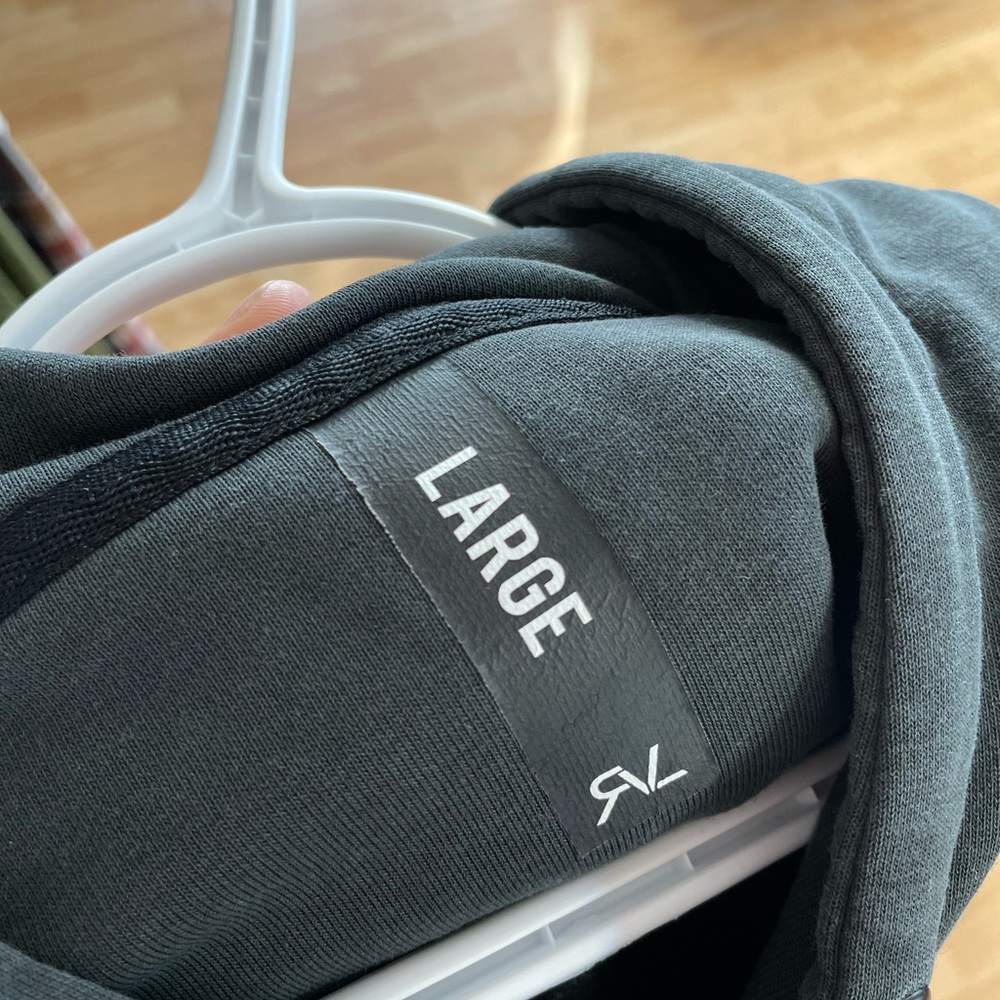 2x RVL Hoodies - Picture 3 of 6